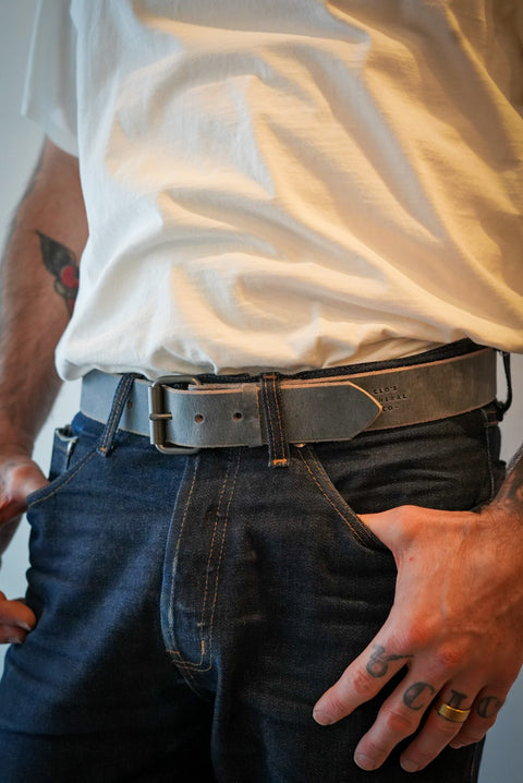 1.5" (Water Buffalo Belt: Midnight Smoke + Gunmetal Hardware)