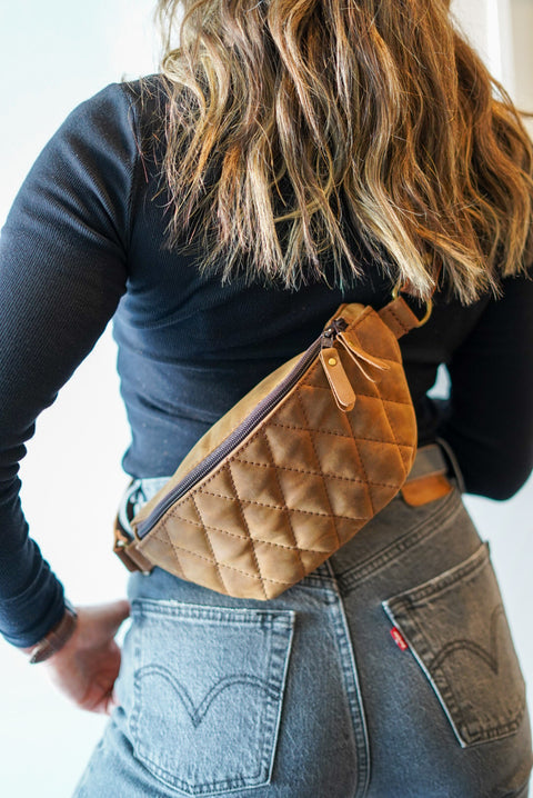 Fanny Pack: (Diamond Stitch "Crazyhorse" Brown)