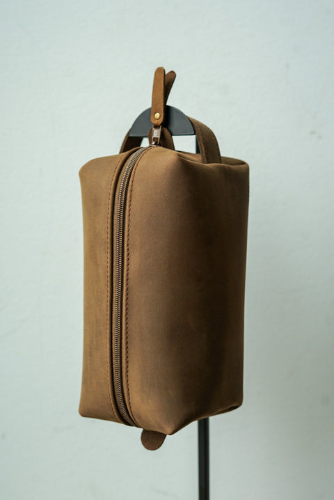 Toiletry Bag (Rebel Rust)