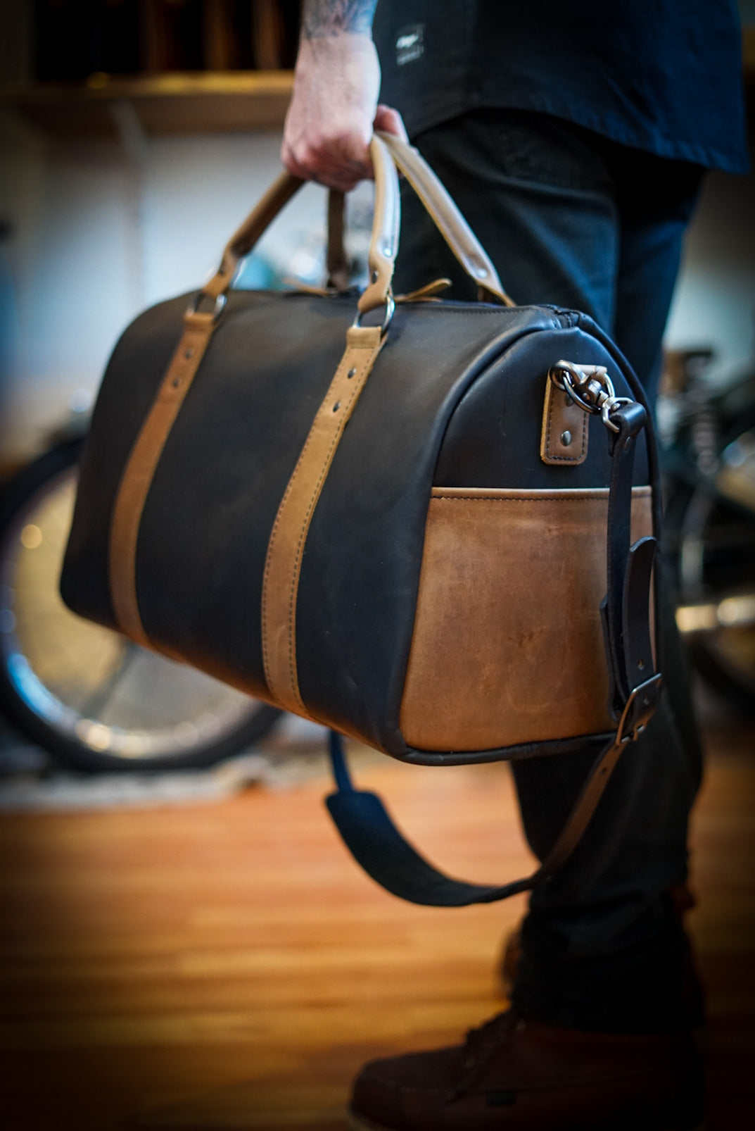 Handmade leather duffle discount bag